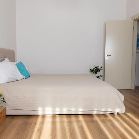 New Apartament Lejlighed Tirana Eksteriør billede