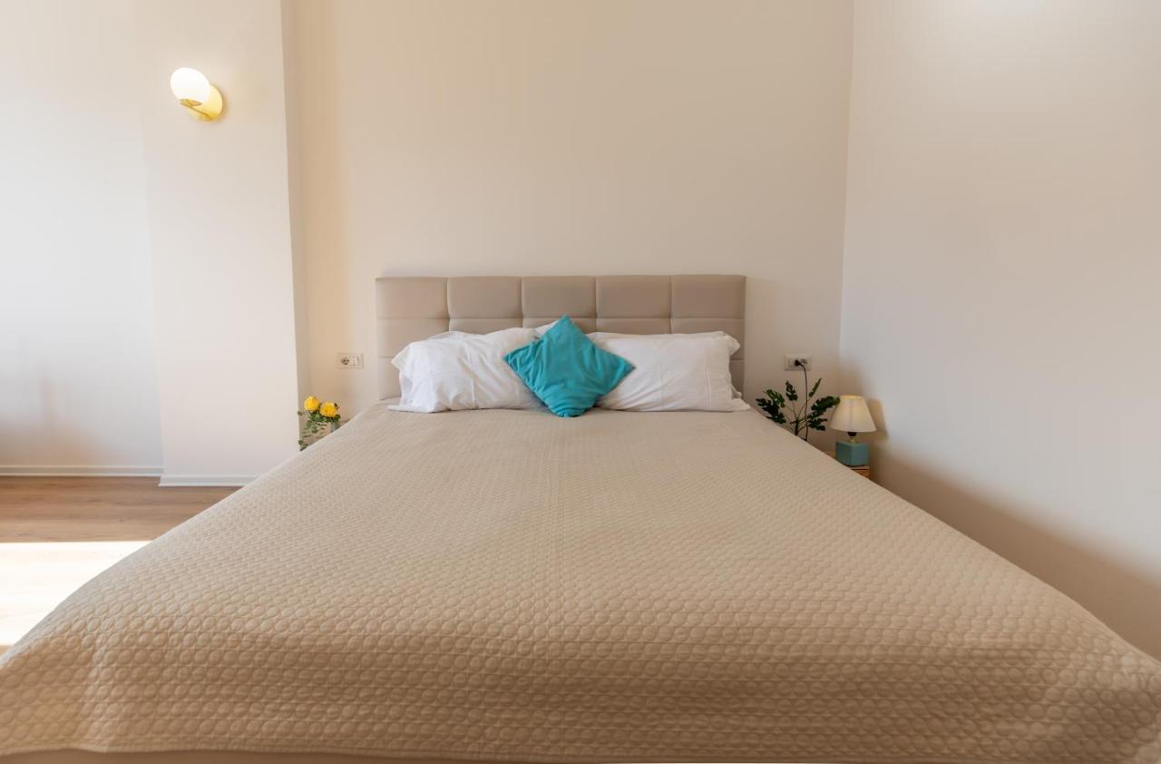 New Apartament Lejlighed Tirana Eksteriør billede
