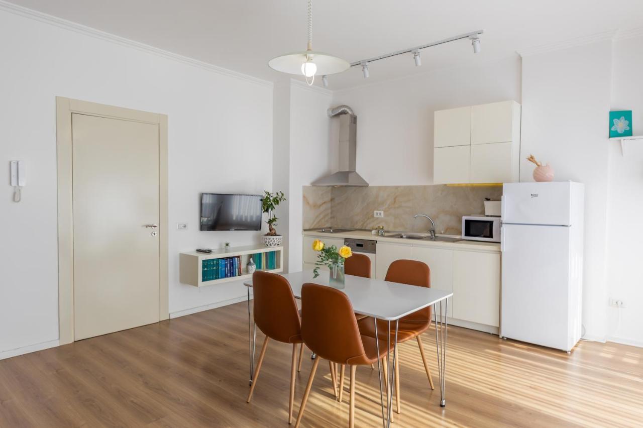 New Apartament Lejlighed Tirana Eksteriør billede